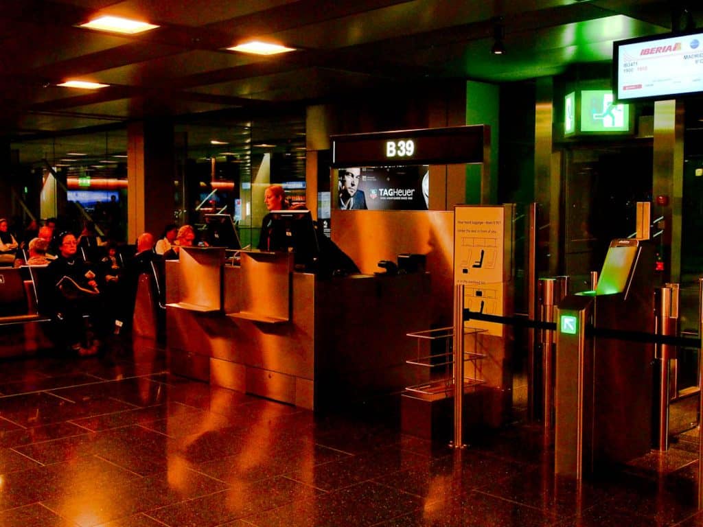 Iberia Gate im Flughafen Zürich