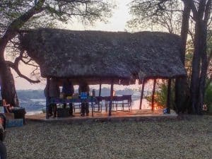 Bei den Siomafällen am mächtigen Zambezi